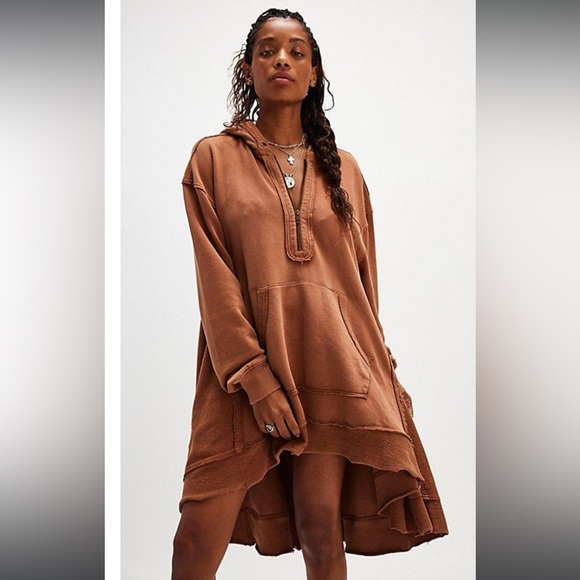 Free People Tops - Free People EUC North Sweatshirt Size Medium in Fawn ( Light Cocoa Brown )